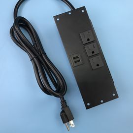 듀얼 USB 포트와 같은 높이의 말 탄 테이블 표면 전원 콘센트