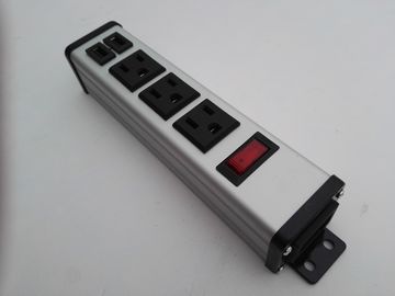 품질  Waterproof 3 Outlet Power Strip With USB Charger Two Port American Standard 공장