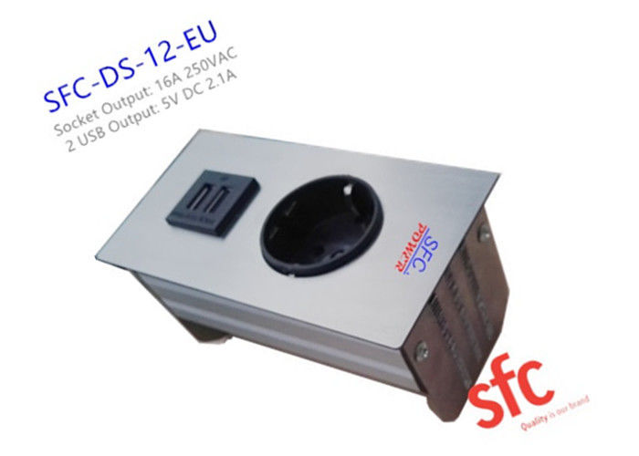 5v 2.1A는 단 하나 EU 마개/이중 USB 위탁을 가진 탁상 가구 전원 출구를 묻었습니다