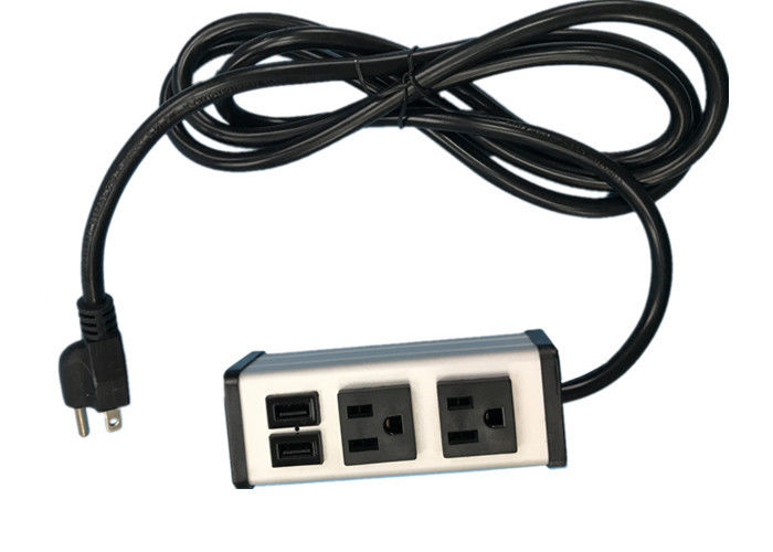USB 충전기 2를 가진 Mountable 2가지의 방법 소켓 힘 지구는 5V 2.1A/5V 1.0A를 향합니다